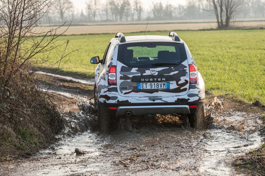  Dacia Duster Brave 2014 года  (IT) (фото 12 из 42)